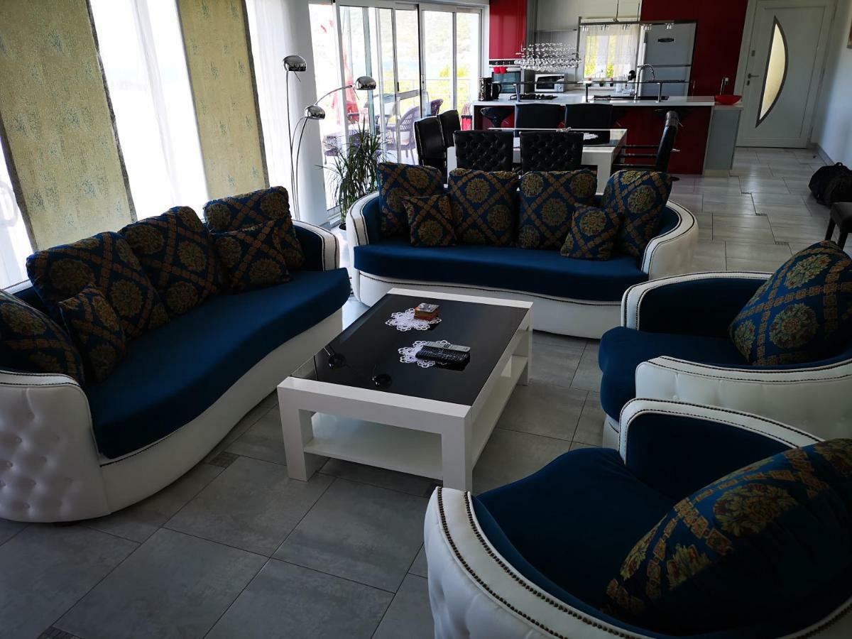 Luxury Apartment Prestige Villa Bellevue Vis Ngoại thất bức ảnh